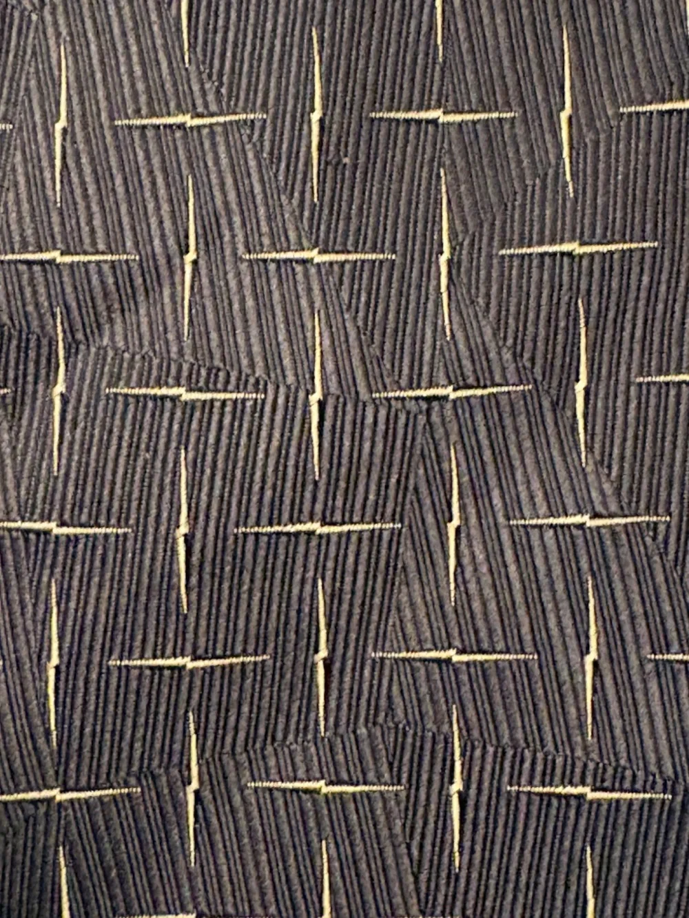Vintage Format Geometric Silk Blend Tie - Made in Japan CA02769